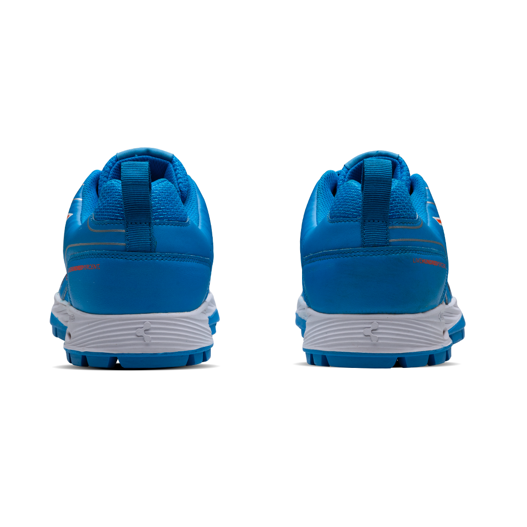 HUNDRED PITCH FORCE CRICKET SHOES