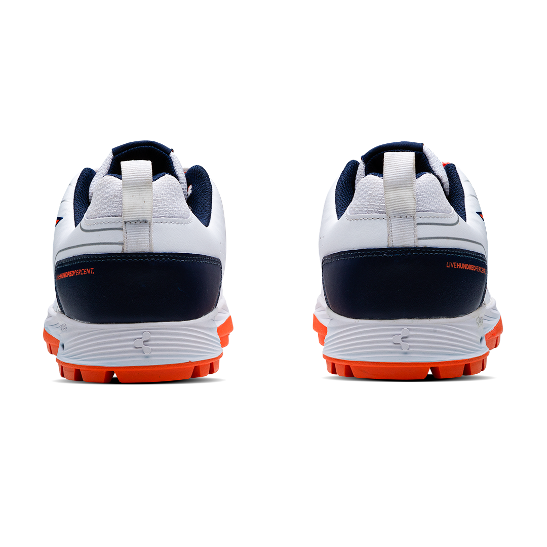 HUNDRED PITCH FORCE CRICKET SHOES