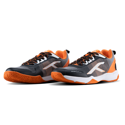 Hundred Quantum Boom Badminton shoes