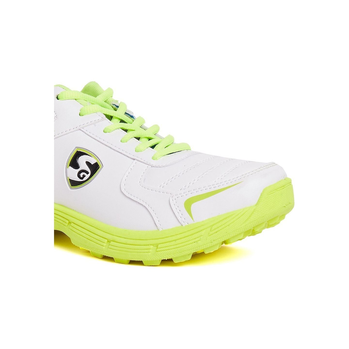 SG Savage Stud Cricket Shoes