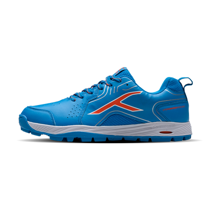 HUNDRED PITCH FORCE CRICKET SHOES