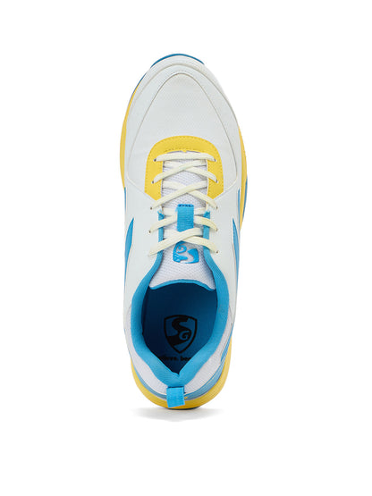 SG Savage Max Spikes Cricket Shoes