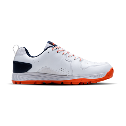 HUNDRED PITCH FORCE CRICKET SHOES